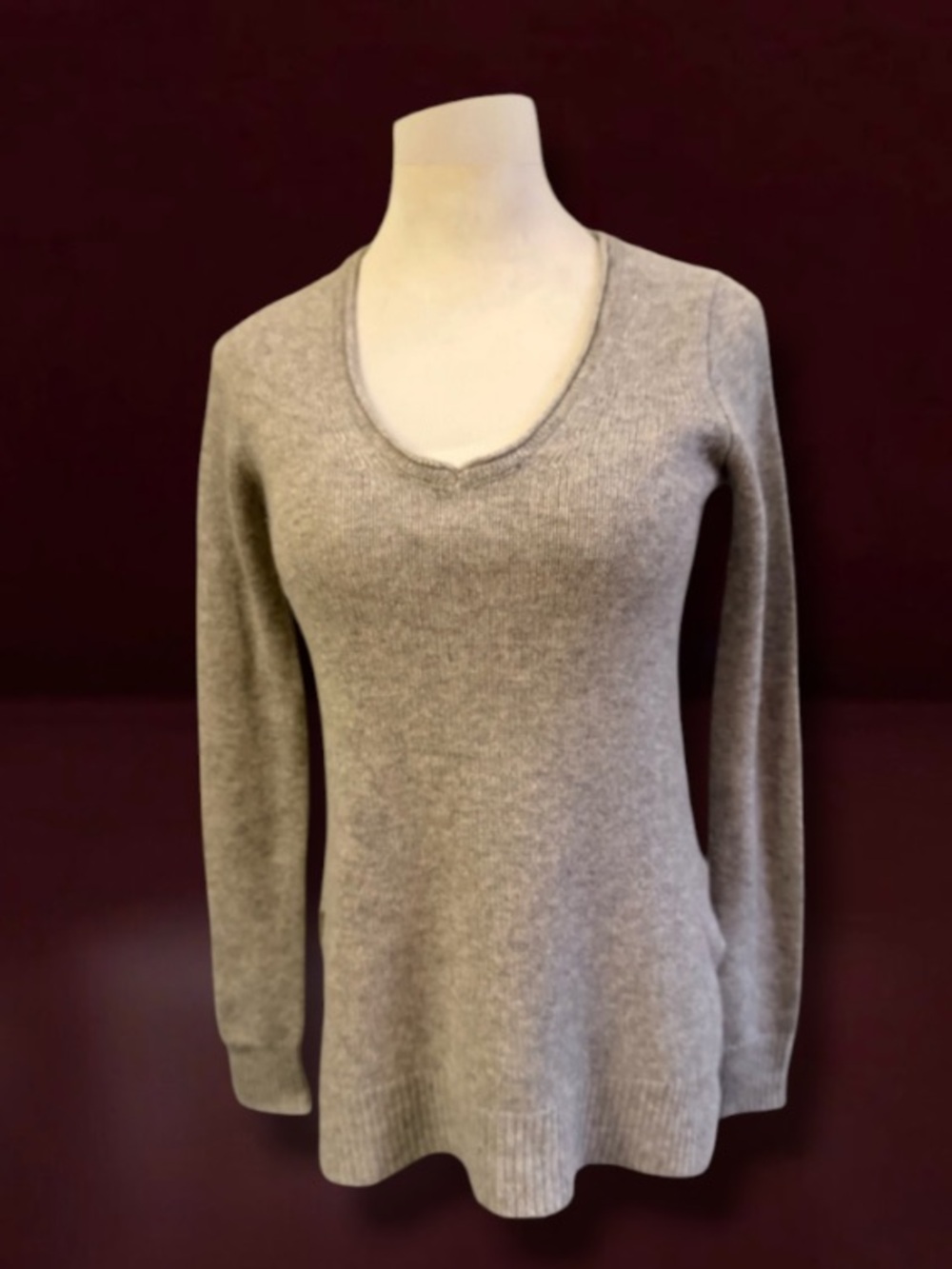 Calypso St. Barth Heather Grey V-Neck 100% Cashmere Sweater Size XS